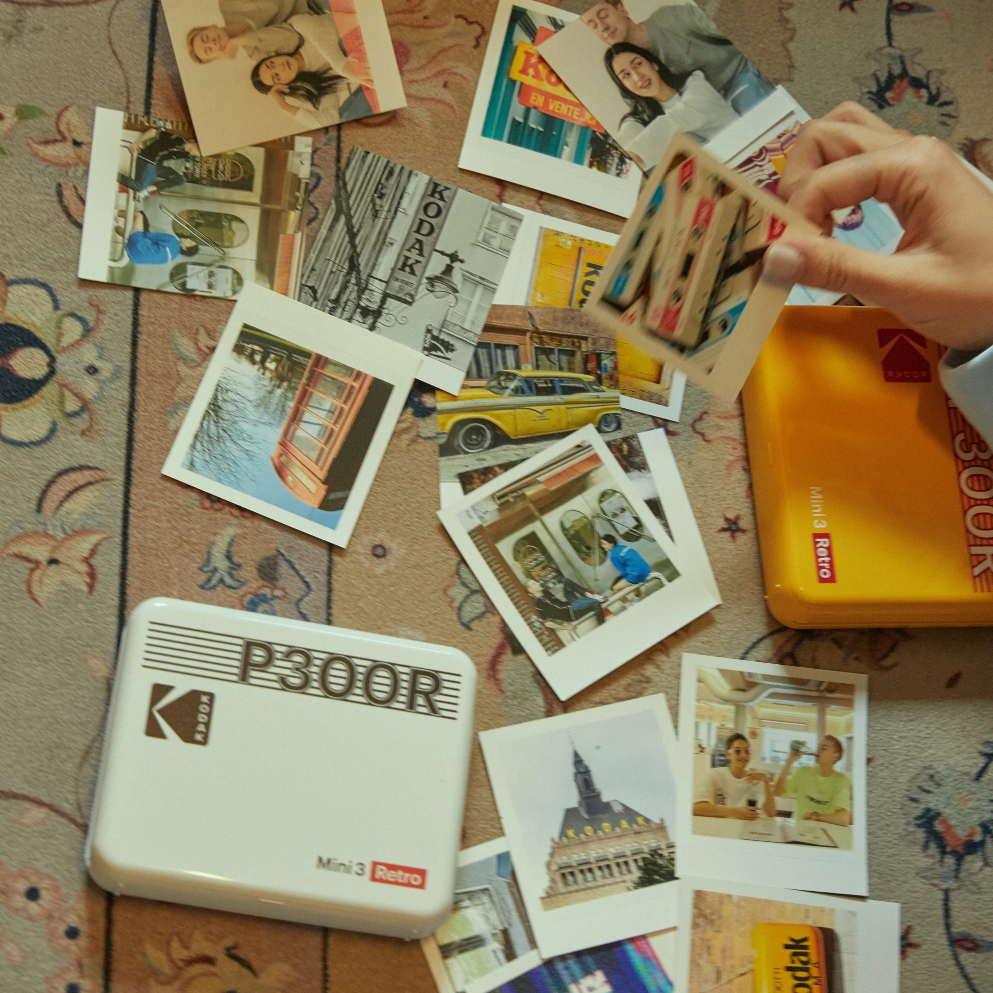 KODAK Mini 3 Retro P300R Gift Bundle - Image 4